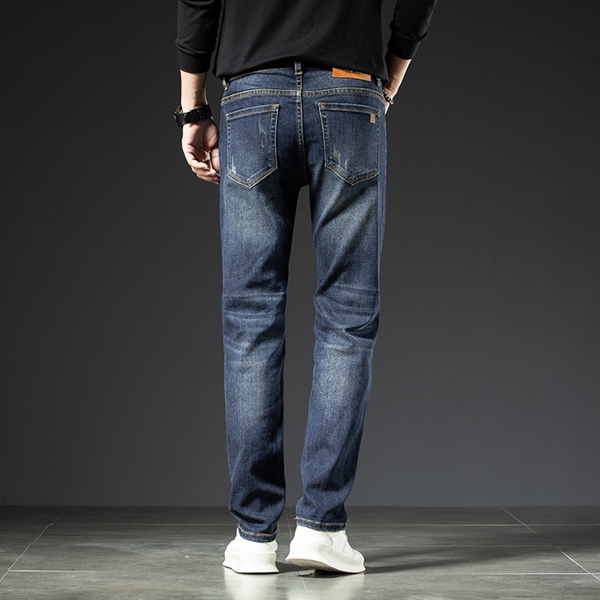 ブランドジーンズ着用イメージ